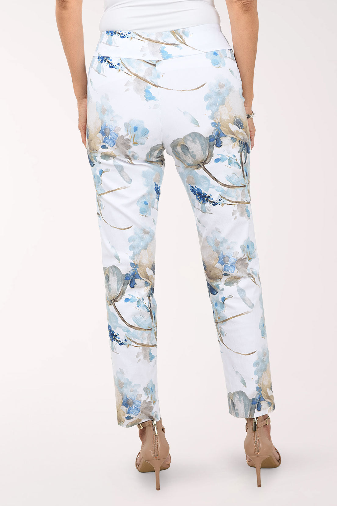 Aqua Floral Pull-On Ankle Pant