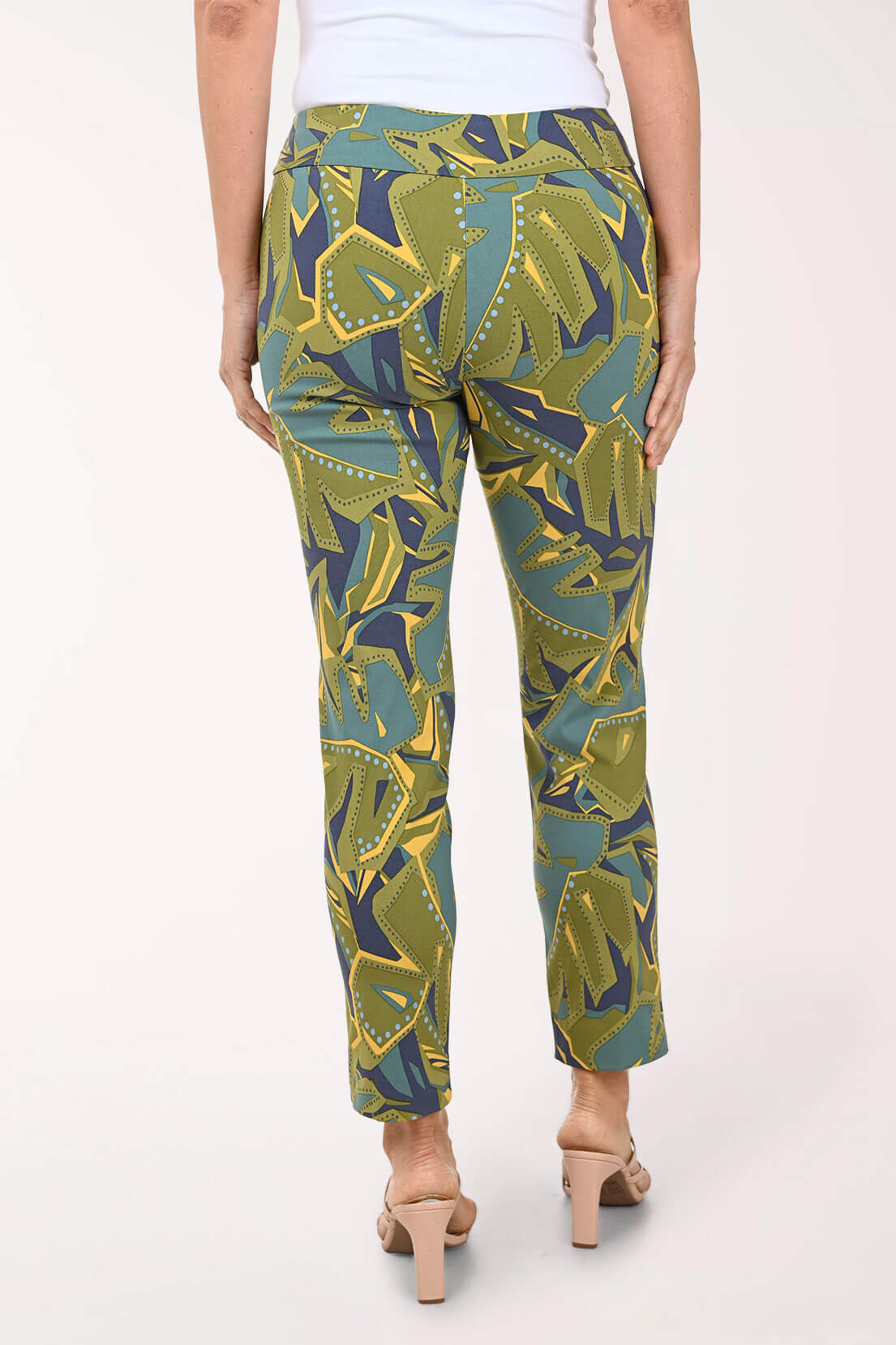 Green Abstract Pull-On Ankle Pant
