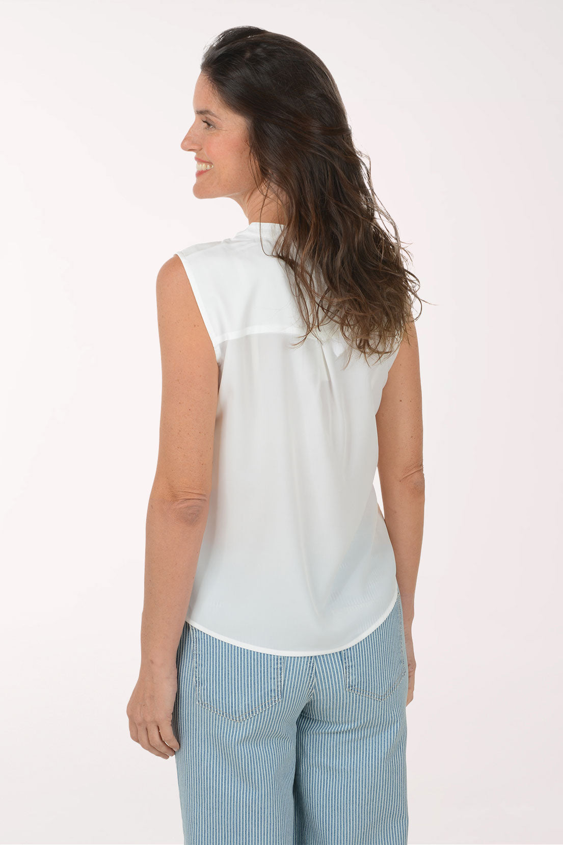 Solid Chiffon Pleated Shoulder Sleeveless Blouse