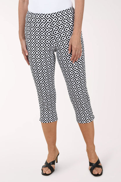 Black And White Diamond Capri Pant