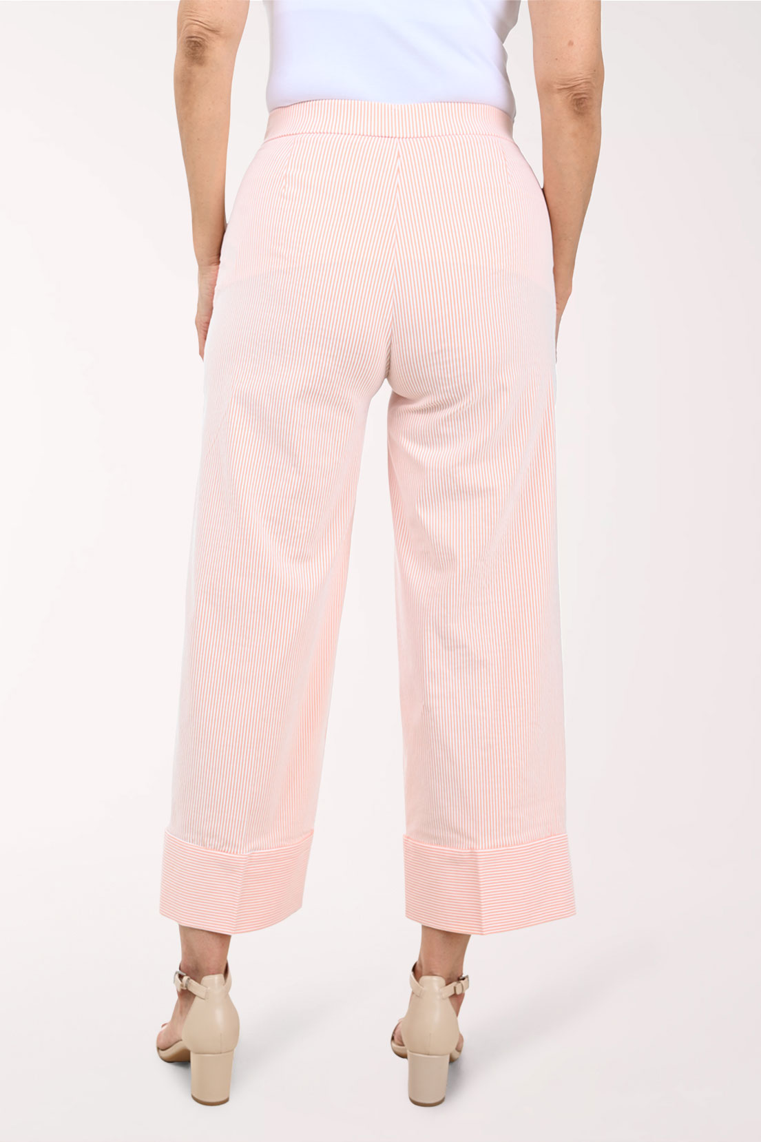 Metallic Link Waist Striped Pant