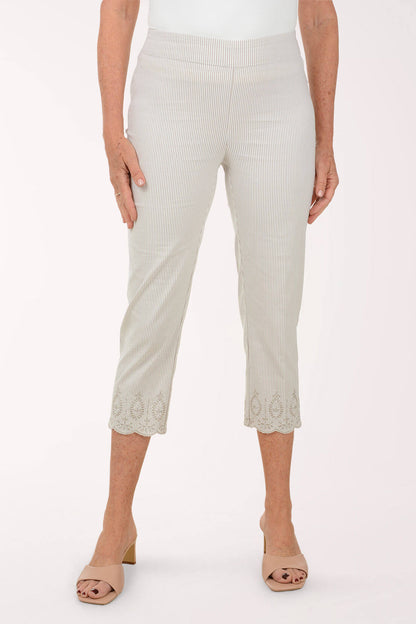 Embroidered Scalloped Stripe Crop Pant